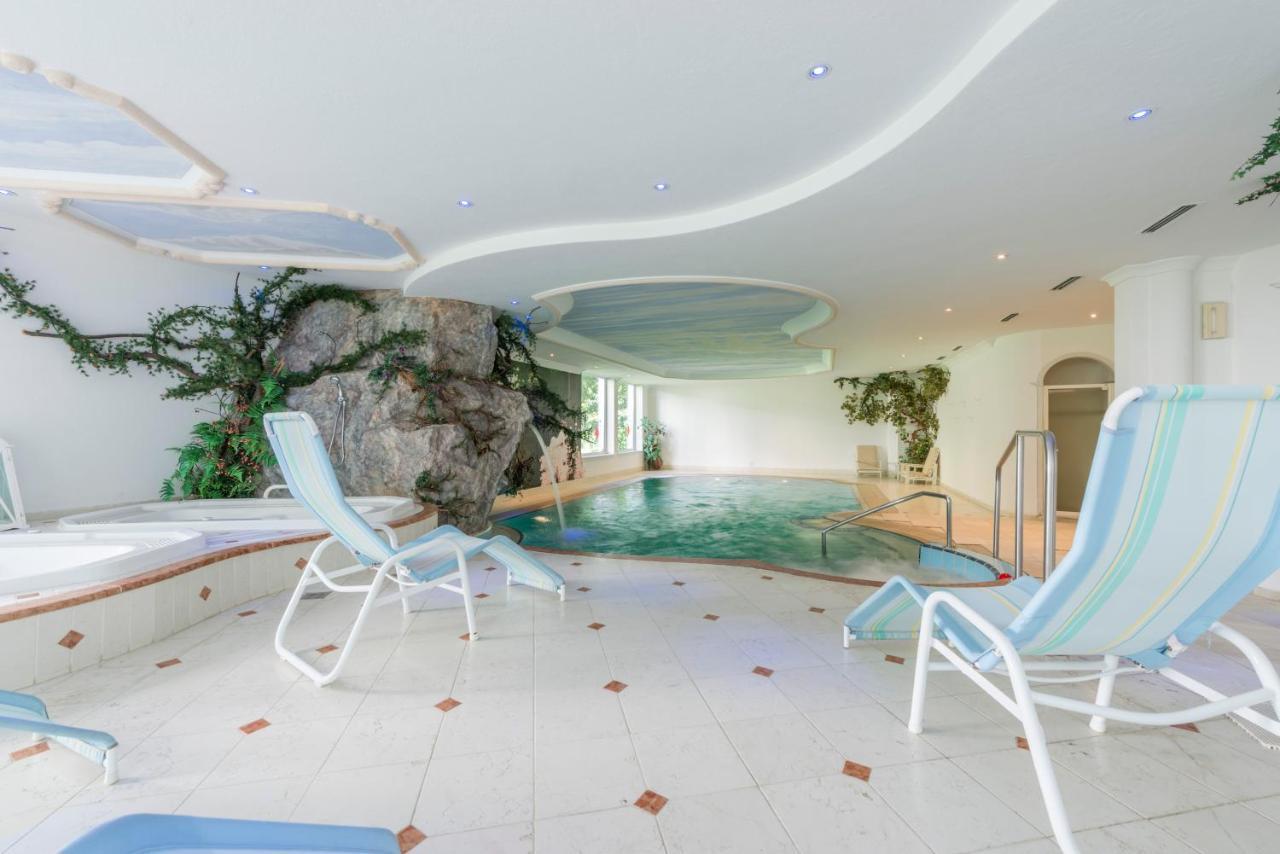 Hotel Alpino Wellness & Spa Пейо-Фонті Екстер'єр фото